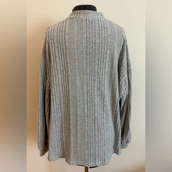 Gray Turtleneck Sweater Plus Size - Picture 3 of 5